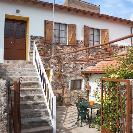 Ferienwohnung Casa Adalcina Mirandela Exterior foto